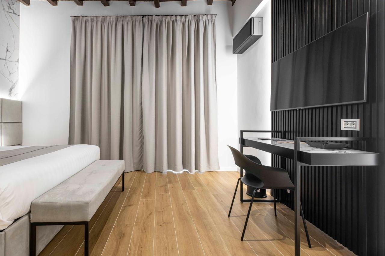 Home At Rome Luxury Navona Extérieur photo